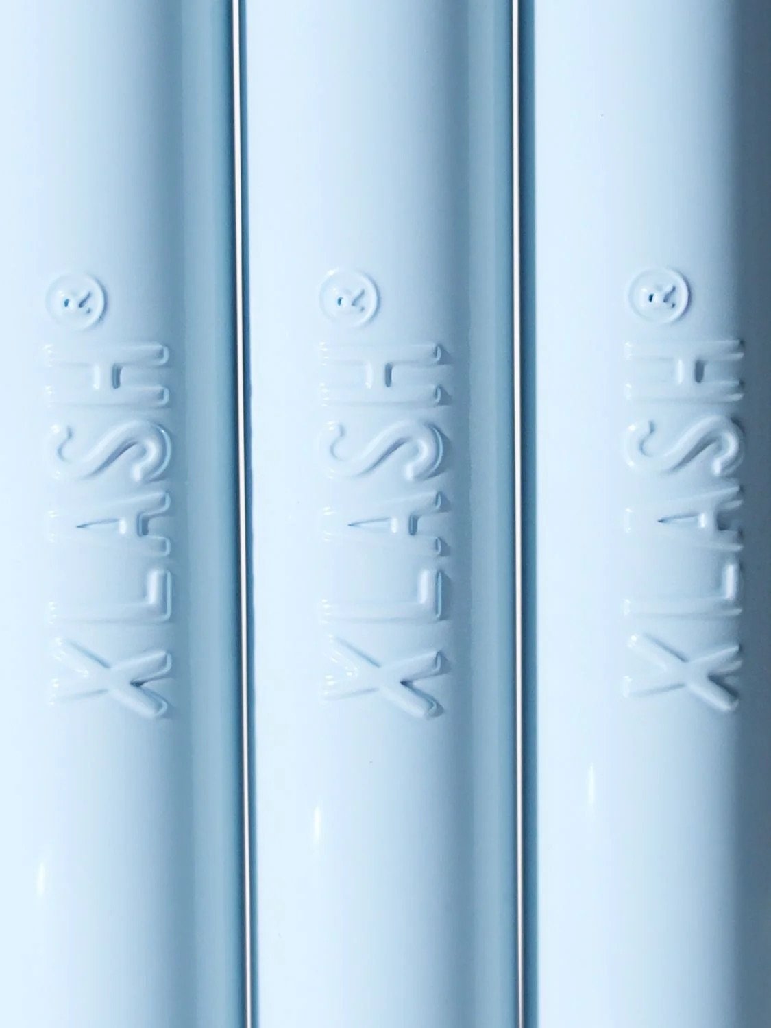 Weightless Mascara Xlash