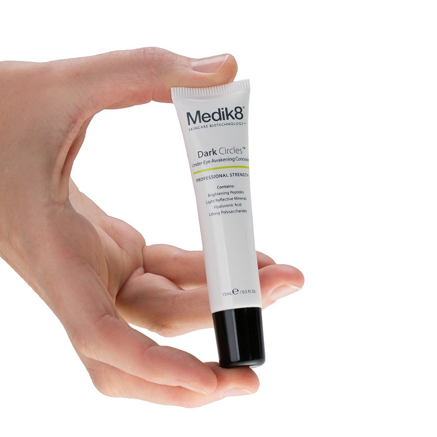 Redukcia kruhov pod očami – Medik8 Dark Circles